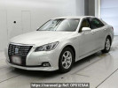 Toyota Crown Hybrid AWS210