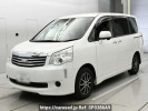 Toyota Noah ZRR70G