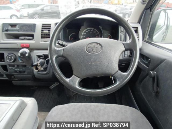Used 2006 MT toyota regiusace-van KDH200V Image[18]