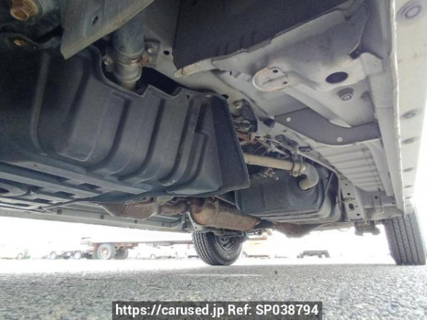 Used 2006 MT toyota regiusace-van KDH200V Image[32]