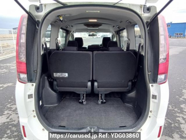 Used 2014 AT toyota noah ZRR80G Image[8]