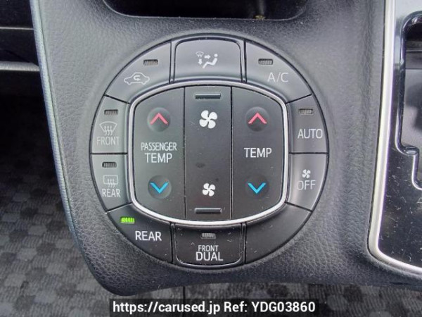 Used 2014 AT toyota noah ZRR80G Image[21]