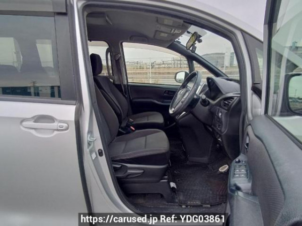Used 2015 AT toyota noah ZRR80G Image[13]