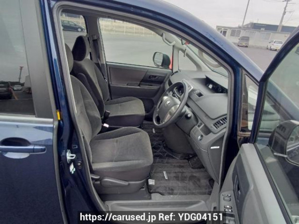 Used 2007 AT toyota noah ZRR70G Image[13]