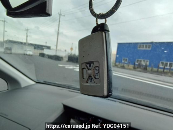 Used 2007 AT toyota noah ZRR70G Image[26]