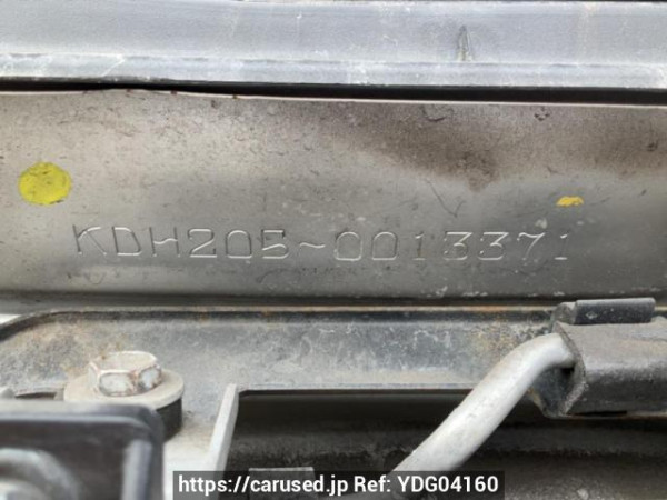 Used 2005 AT toyota regiusace-van KDH205V Image[11]