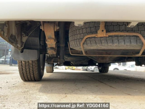 Used 2005 AT toyota regiusace-van KDH205V Image[36]