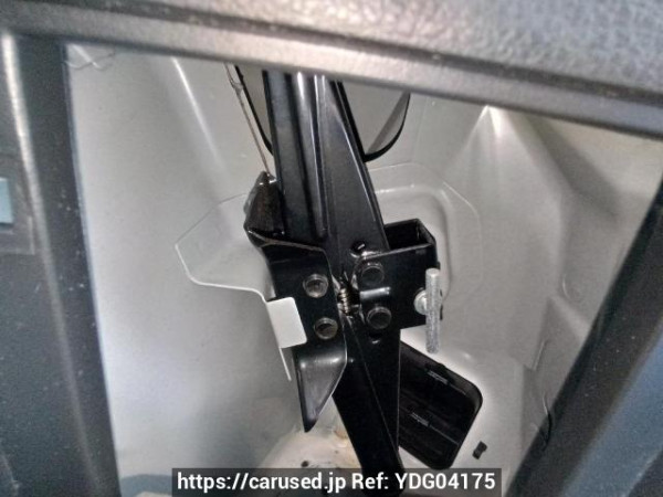 Used 2010 AT mazda verisa DC5W Image[42]