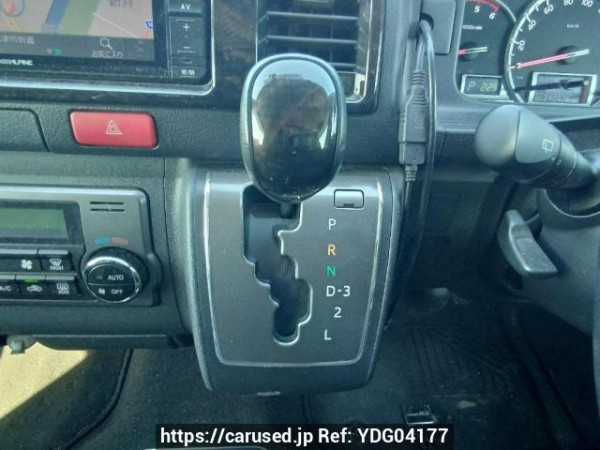 Used 2016 AT toyota regiusace-van KDH206V Image[25]