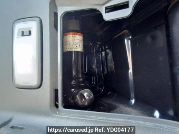 Used 2016 AT toyota regiusace-van KDH206V Image[43]