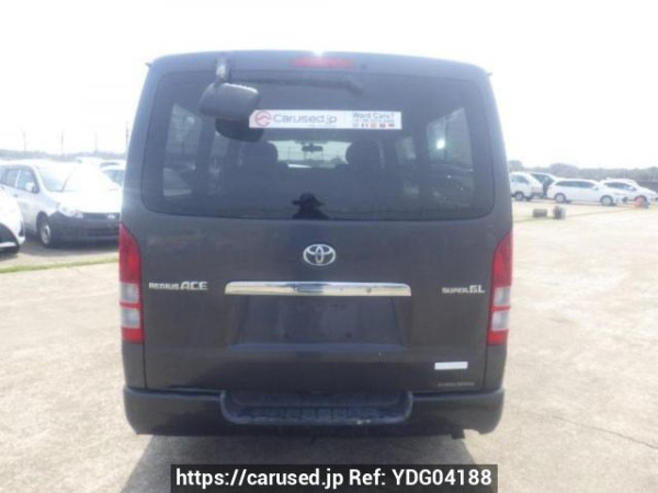 Used 2004 AT toyota regiusace-van KDH205V Image[5]