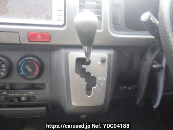 Used 2004 AT toyota regiusace-van KDH205V Image[19]