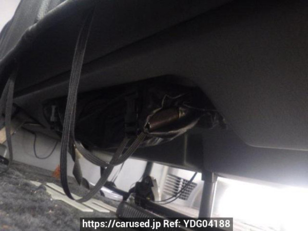 Used 2004 AT toyota regiusace-van KDH205V Image[37]
