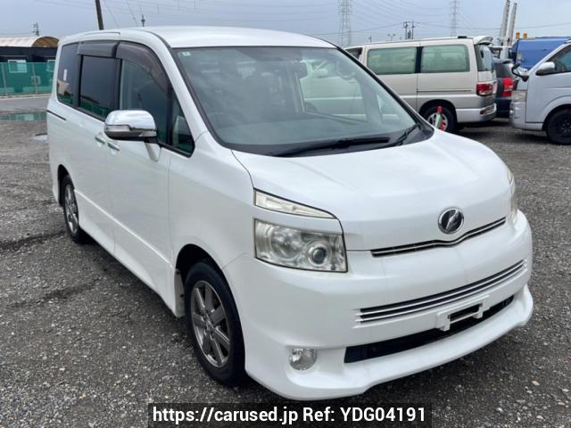 Buy Used 2009 Toyota Voxy ZRR70W (YDG04191) - Carused.jp