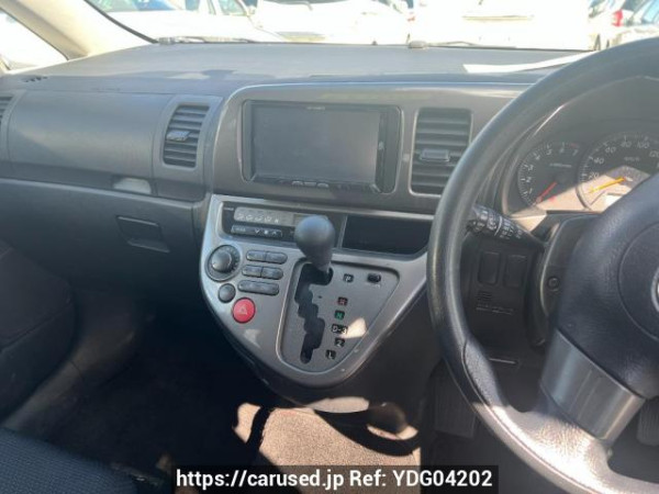 Used 2003 AT toyota wish ZNE10G Image[9]