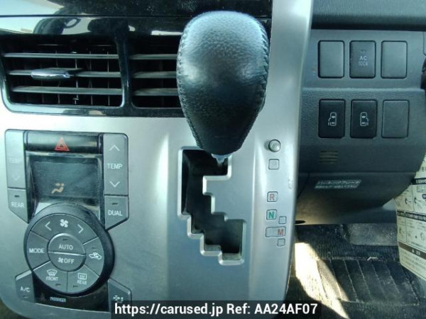 Used 2009 AT toyota voxy ZRR70W Image[23]