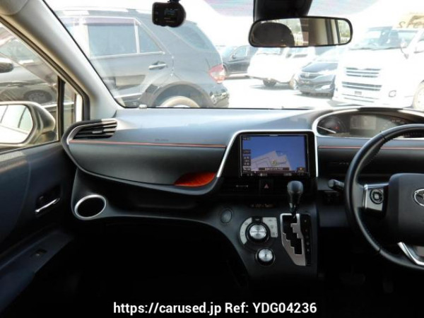 Used 2017 AT toyota sienta NHP170G Image[19]