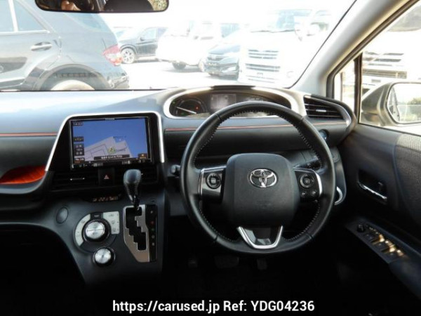 Used 2017 AT toyota sienta NHP170G Image[20]