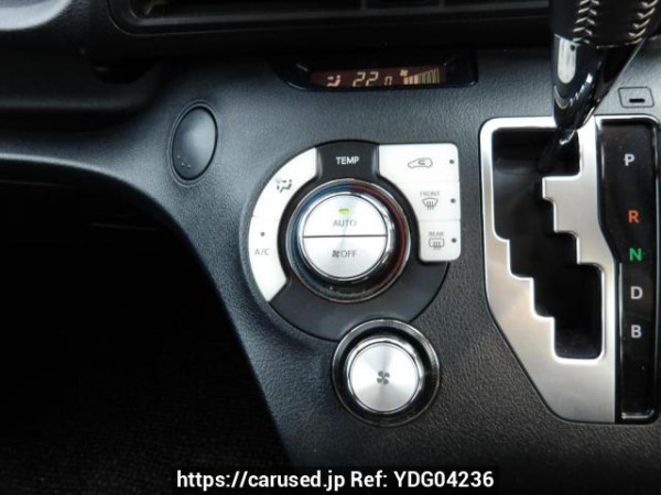 Used 2017 AT toyota sienta NHP170G Image[25]