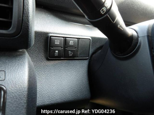 Used 2017 AT toyota sienta NHP170G Image[27]