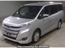 Toyota Noah ZWR80G