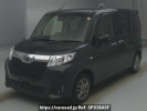 Toyota Roomy M900A