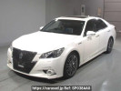 Toyota Crown Hybrid AWS210
