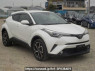 Used 2017 AT toyota c-hr NGX50 Image[0]