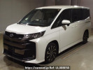 Toyota Noah MZRA90W