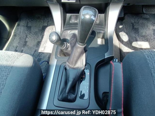 Used 2004 AT toyota land-cruiser-prado VZJ120W Image[23]