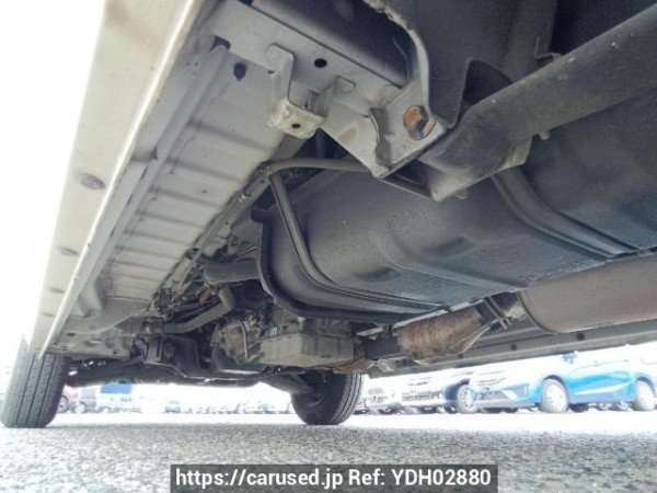 Used 2004 AT toyota hiace-van TRH200K Image[33]