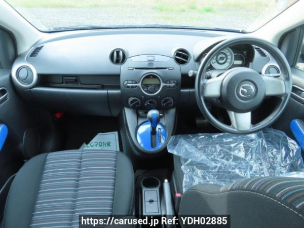 Used 2009 AT mazda demio DE3FS Image[15]