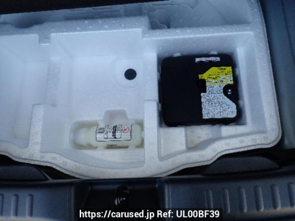 Used 2025 AT toyota yaris-hybrid MXPH14 Image[36]