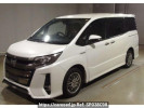 Toyota Noah ZWR80W