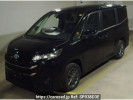 Toyota Noah ZWR95W