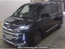 Toyota Noah ZWR90W