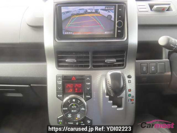 Used 2013 CVT toyota voxy ZRR70 Image[13]