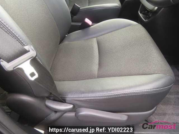 Used 2013 CVT toyota voxy ZRR70 Image[18]