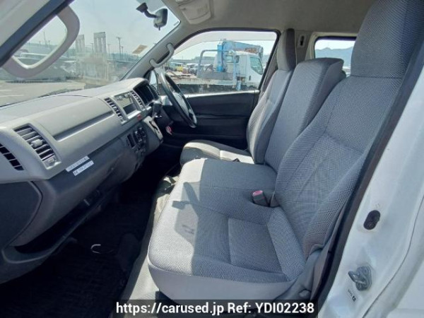 Used 2005 AT toyota hiace-van TRH200K Image[13]