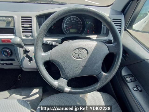 Used 2005 AT toyota hiace-van TRH200K Image[18]