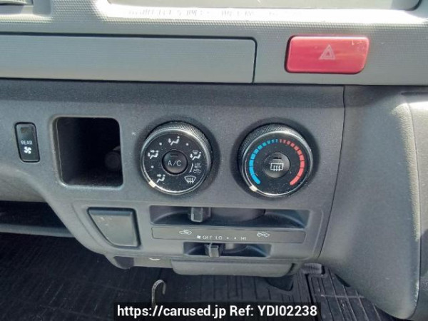 Used 2005 AT toyota hiace-van TRH200K Image[23]