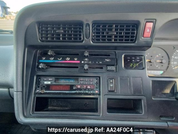 Used 2004 AT toyota regiusace-van TRH112V Image[21]