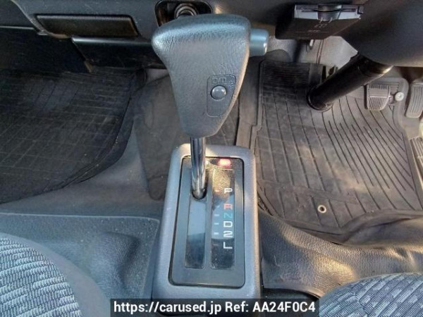 Used 2004 AT toyota regiusace-van TRH112V Image[24]