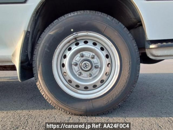 Used 2004 AT toyota regiusace-van TRH112V Image[26]