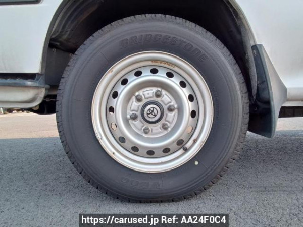 Used 2004 AT toyota regiusace-van TRH112V Image[27]