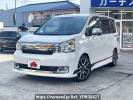 Toyota Voxy DBA-ZRR70W