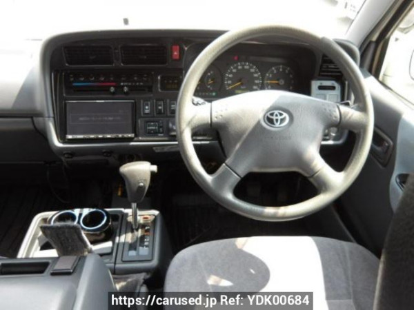 Used 2004 AT toyota hiace-van TRH112V Image[13]