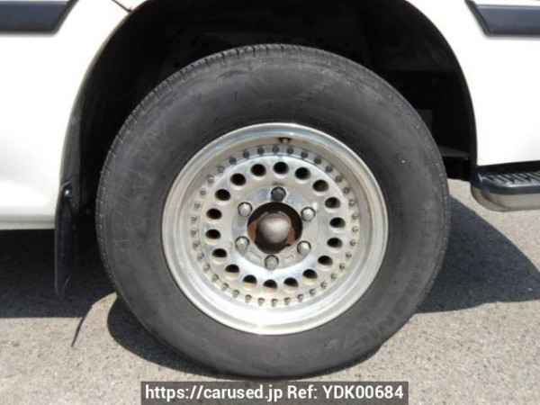 Used 2004 AT toyota hiace-van TRH112V Image[19]