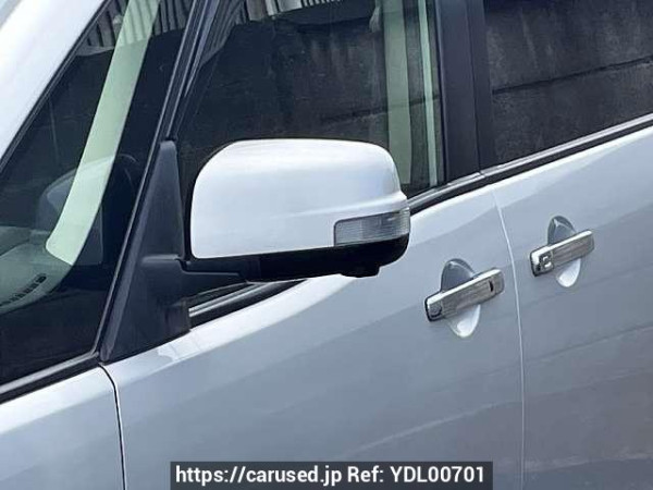 Used 2014 AT nissan serena DAA-HFC26 Image[9]