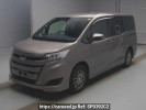 Toyota Noah ZRR80G